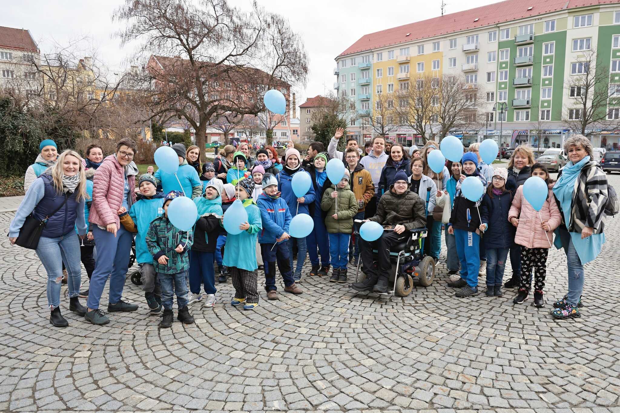 Modrý den pro porozumění autismu