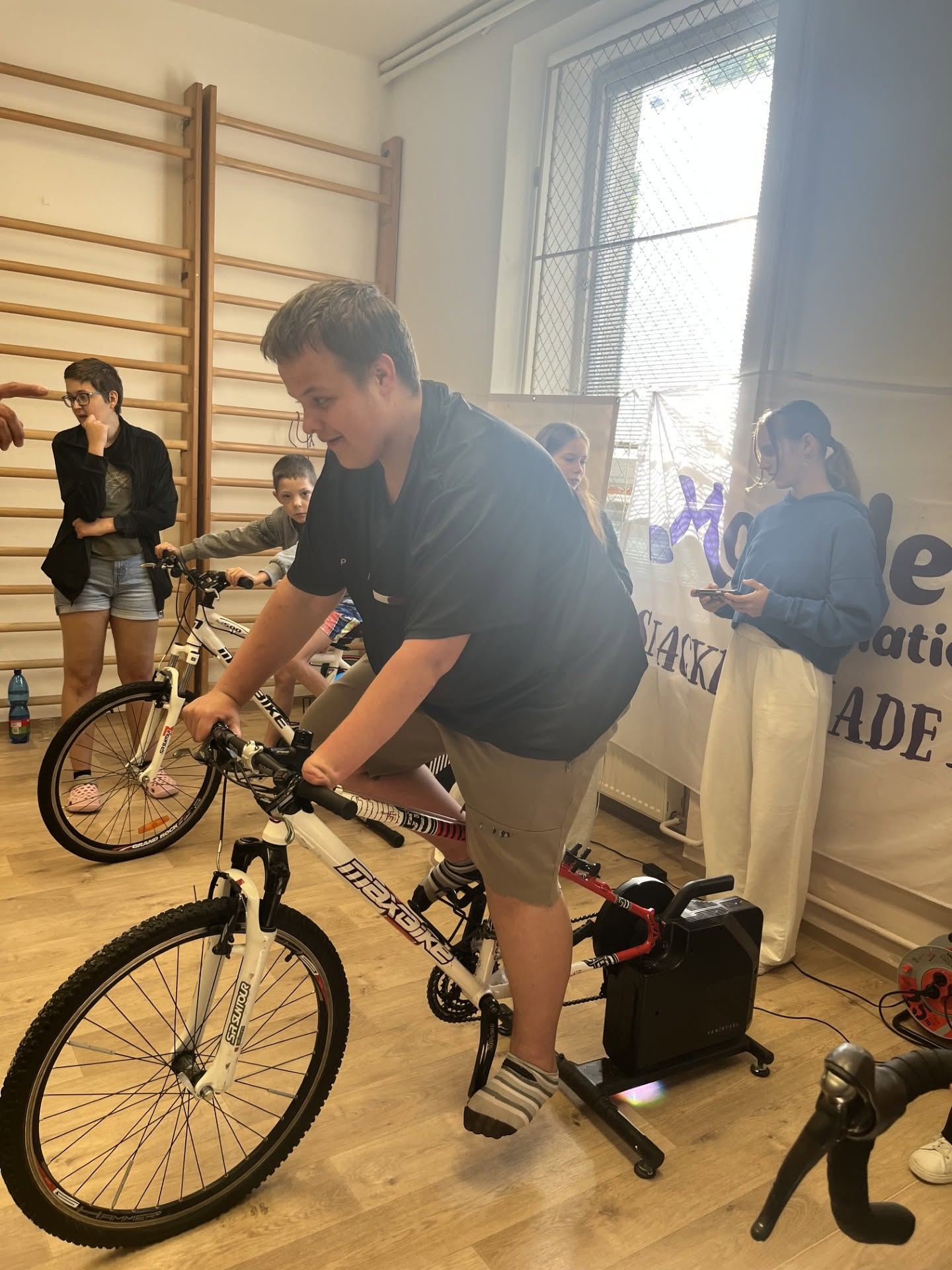 Sportovní pondělí na Hlubčické ulici